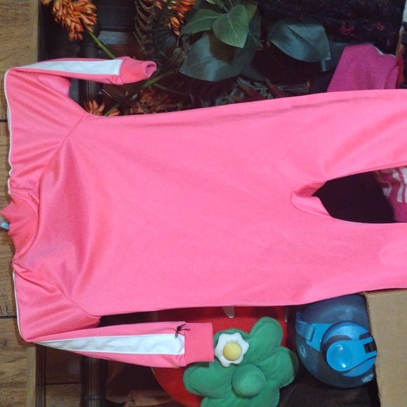 Puma 18 month onesie for your little girl - Picture 4 of 4